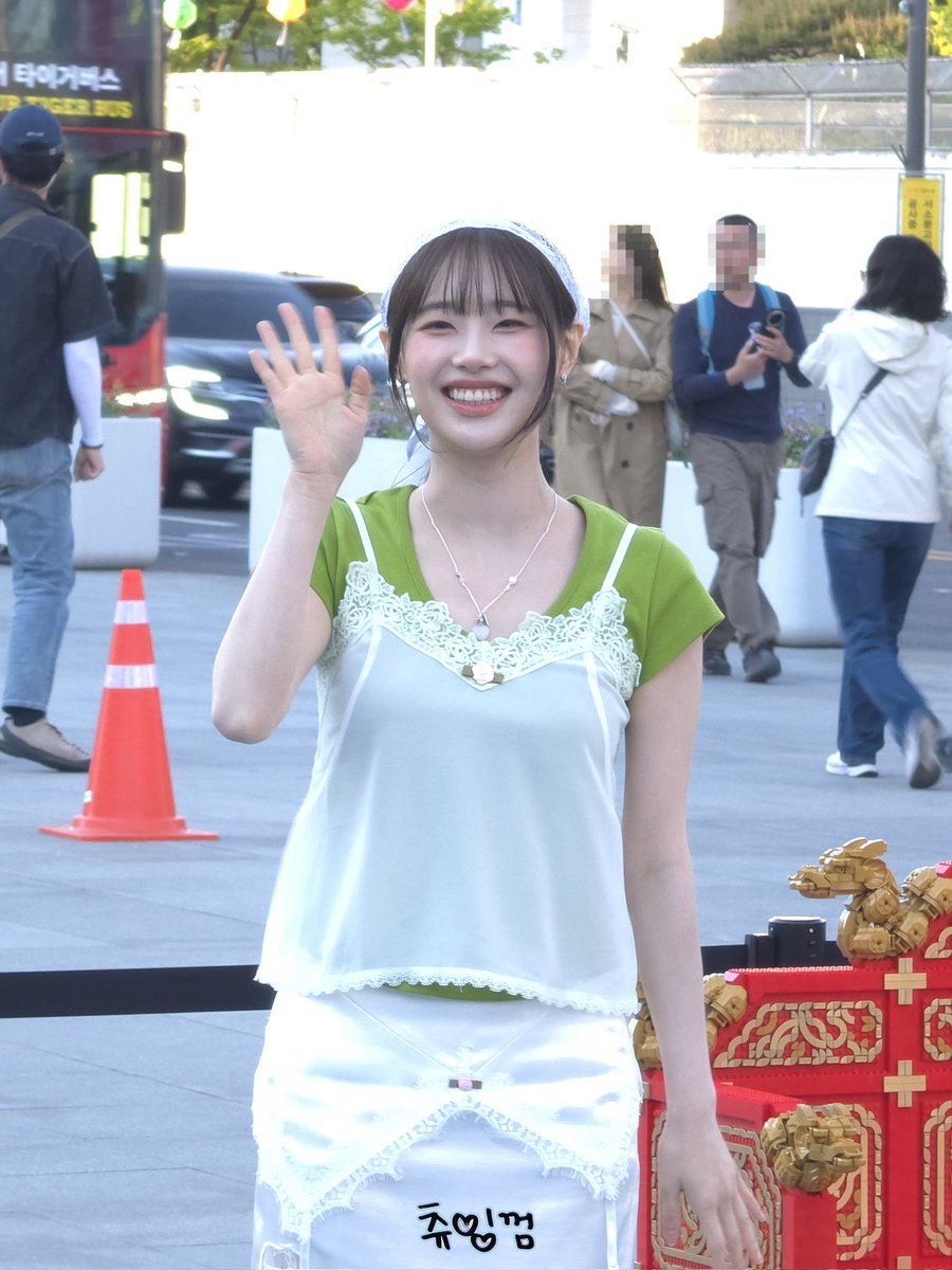 260504 렛츠플레이 광화문광장

귀엽지우💚

#츄 #CHUU #김지우 #KimJiWoo
