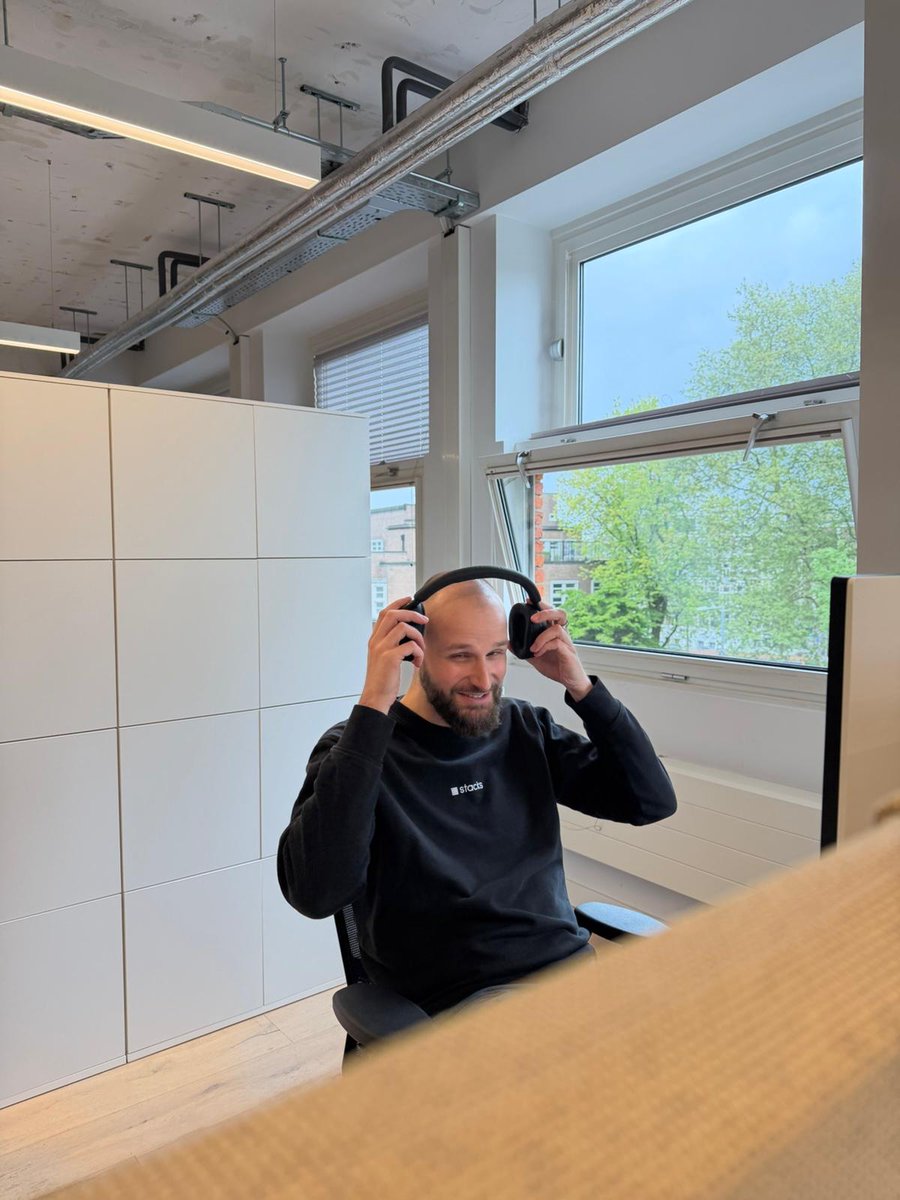Naman__M's tweet photo. We moved to a new office today! 
Team is growing 🥰 https://t.co/bO1NRnzcka