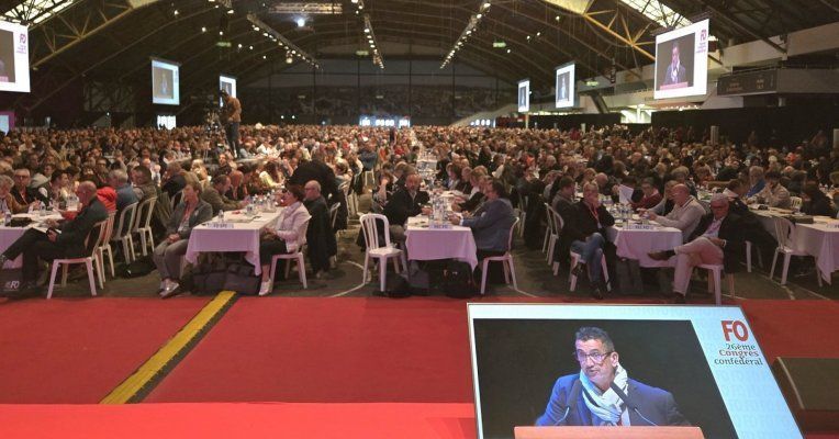 force_ouvriere's tweet photo. Le Congrès exige toujours l’#abrogation de la réforme des #retraites de 2023
Nombreux ont été les militants à monter à tribune pour réaffirmer à leur tour cette #revendication.
>>https://t.co/pVKqC6TGGS https://t.co/xM4Vpb8zpa
