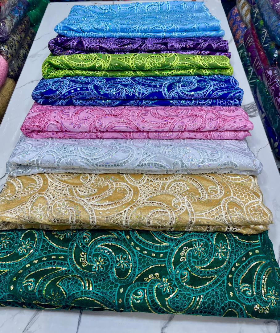 badmus_ide81686's tweet image. Good afternoon my beautiful people ❤️ 😍 kindly hlp your girl RT 🙏 
75k for 5yard 
velvet lace with cord embroidery 👌🌹
location is Lagos ibadan Nationwide delivery 
#Eidcollection #23daystoileya @retweets_9ja @_Abdulakeem_ @Muhd_yelloww @BlessedMumina @KhadijaBashirs2