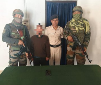 SiyanaShaji's tweet image. Assam Rifles arrested NSCN(K) cadre Kamnong Pangtha &amp;amp; OGW Gopang Negimu in an intel-based op in Changlang, Arunachal Pradesh.
The duo was allegedly involved in extortion &amp;amp; recruiting local youths.
Strong counter-insurgency action in the Northeast.
#AssamRifles #ArunachalPradesh