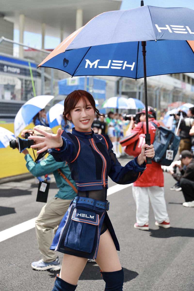 けけん tweet media