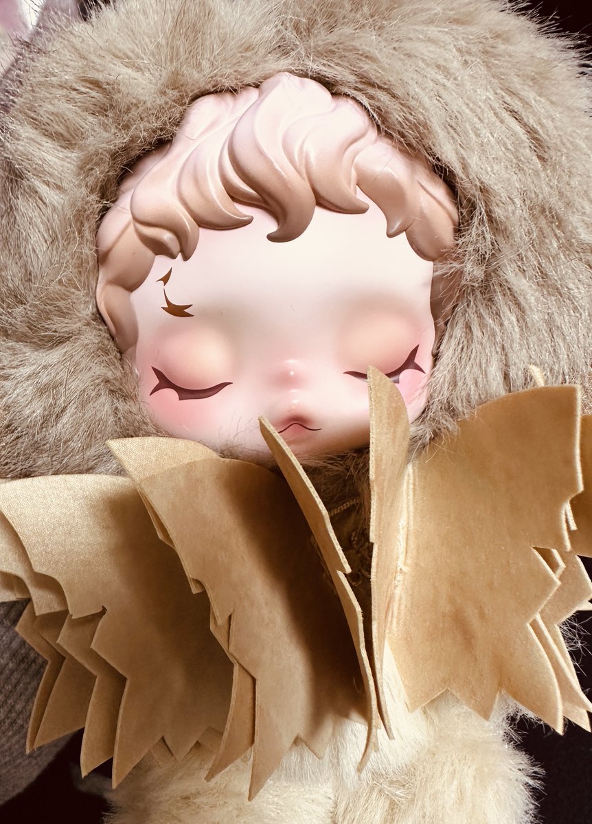 かわよい🍂
やっぱり首の木の葉のモチーフのやつ硬いからなんか違う装飾付けたい🥺www