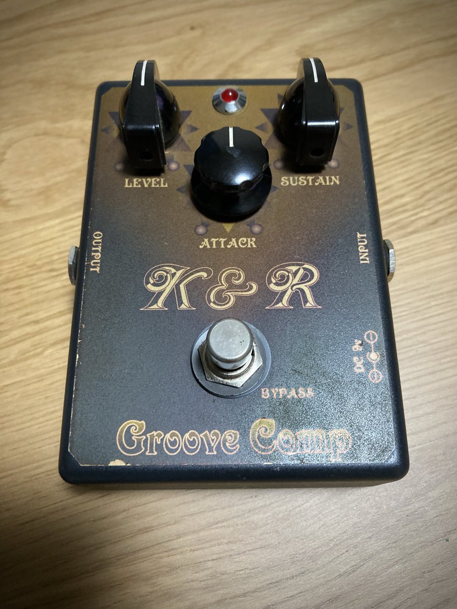 MNG K&RさんのGroove Comp を中古で購入しました。これから音出し