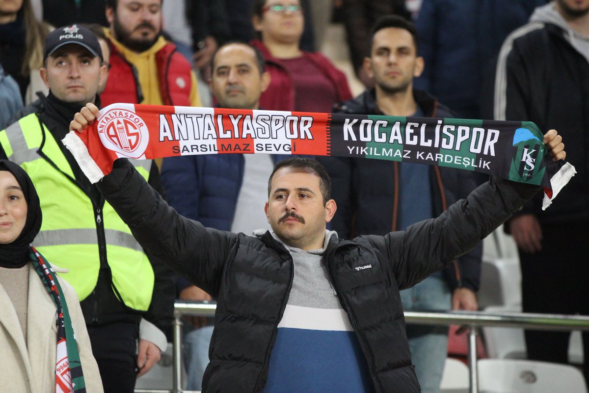 Körfez Cephesi tweet media