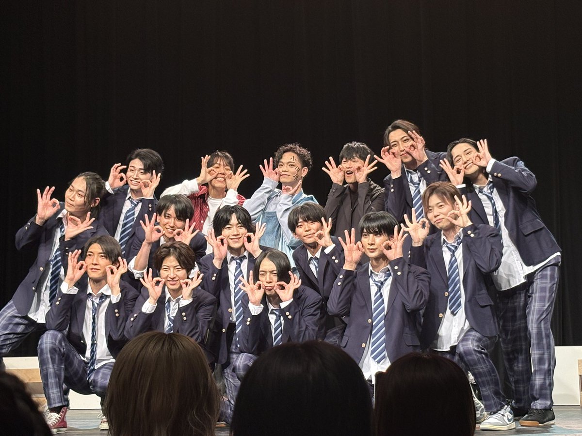 う み tweet media