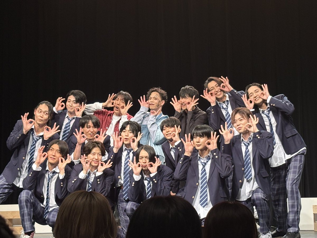 う み tweet media