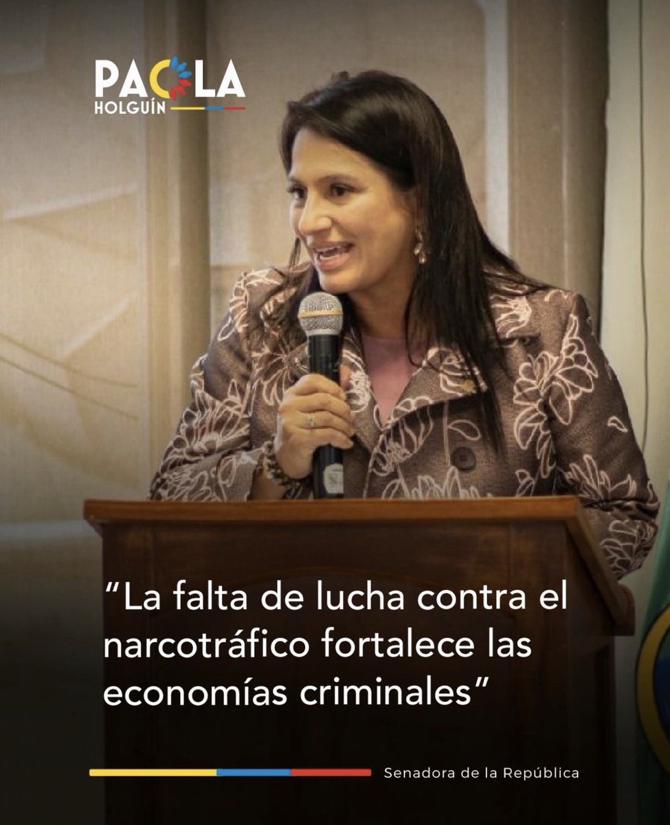 La senadora <a href="/PaolaHolguin/">Paola Holguín 🇨🇴</a> advierte algo clave: cuando el Estado renuncia a combatir el narcotráfico, no desaparece el problema… se fortalece.
Cada tonelada que no se combate se traduce en más poder para las estructuras criminales, más control territorial y más corrupción.
Sin