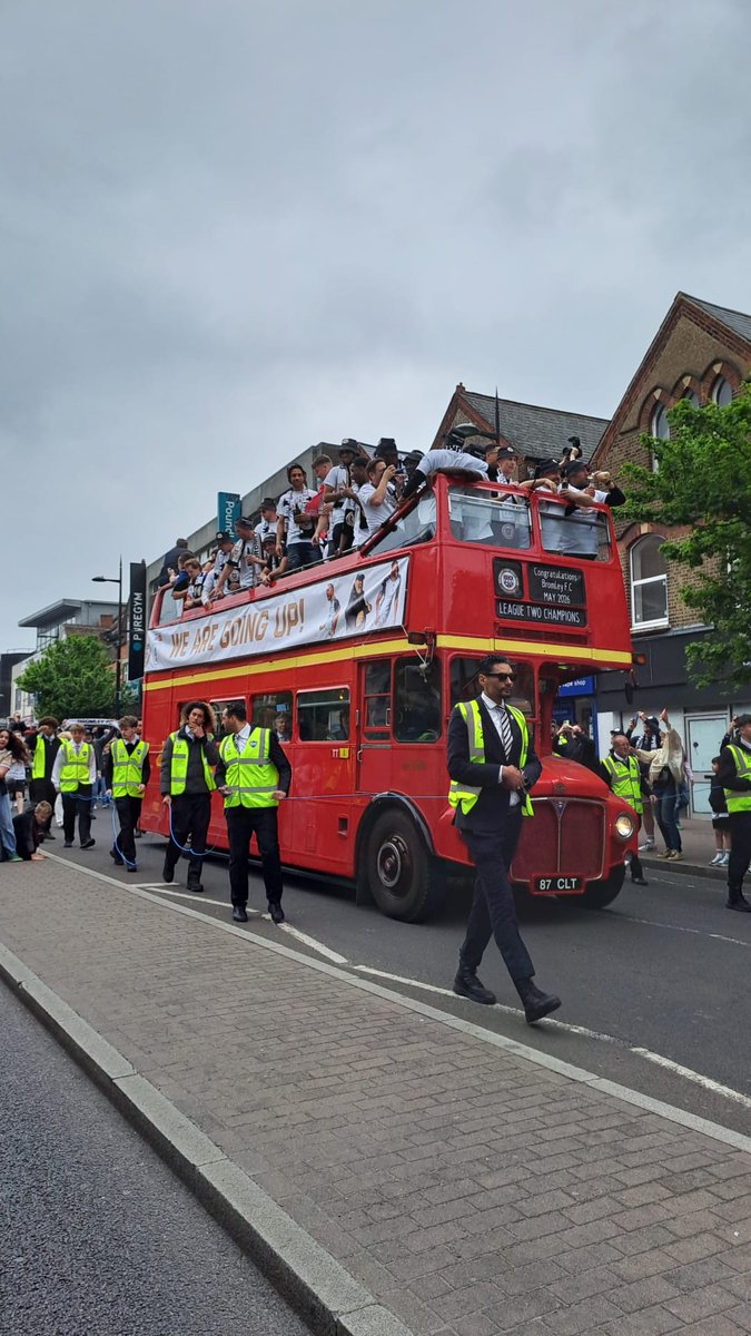 Bromley Council tweet media