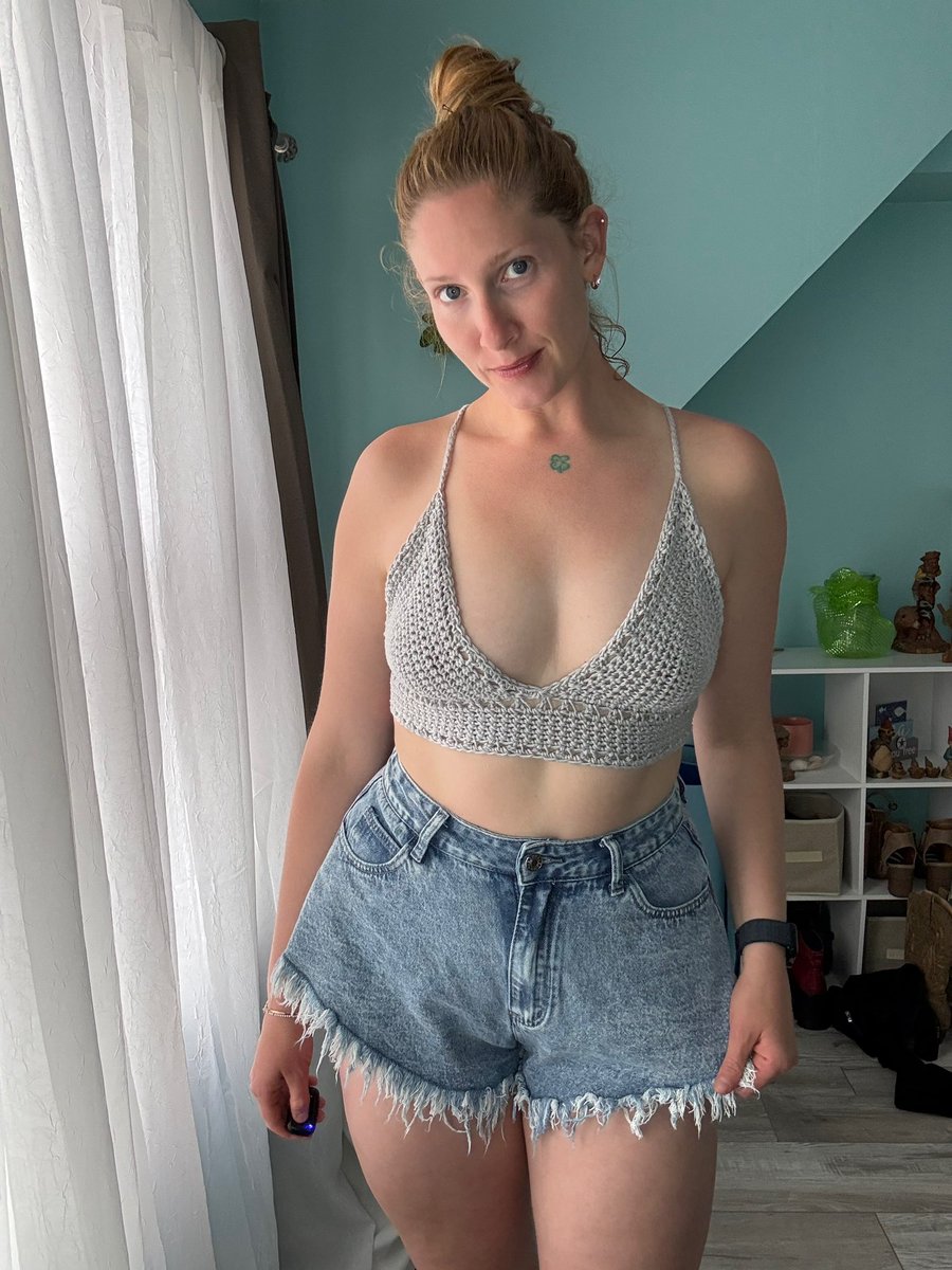 Becca Emerson tweet media