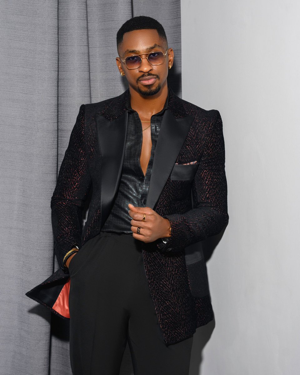 BBNaijagistplug's tweet image. Who rocks the suit better ??

#BBNaija