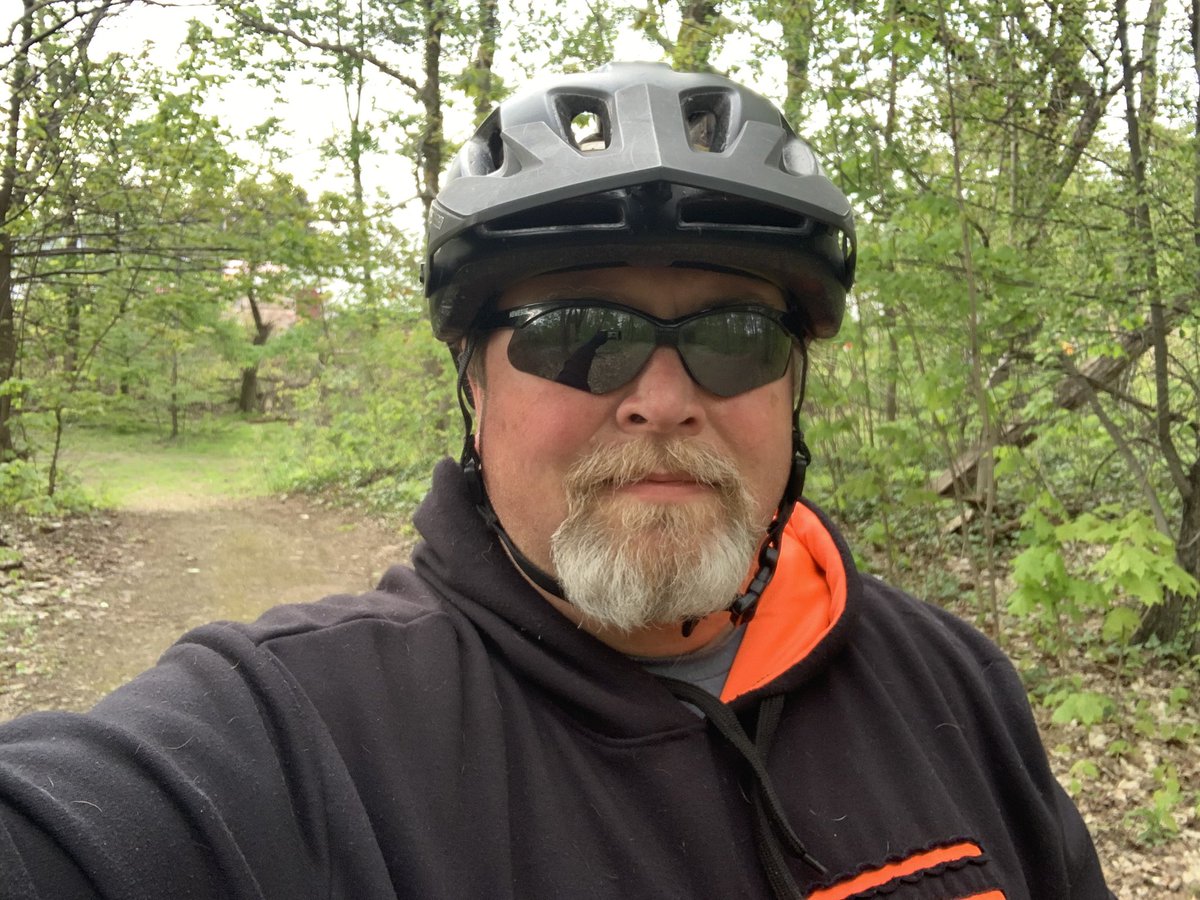 BadDogsPa's tweet photo. Fat bike ride https://t.co/pv79j8TLPU