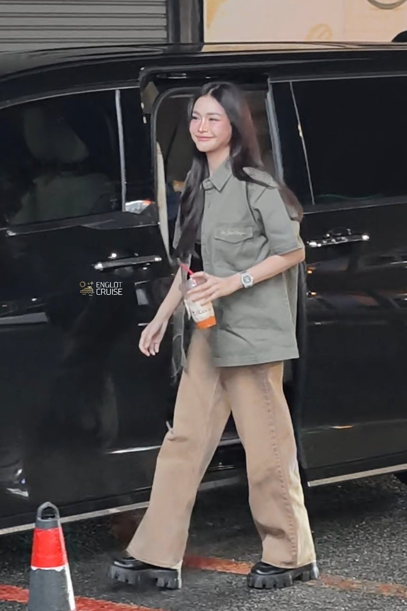 🛳️ | เรือสำราญ​อิงล็อต 🌻🌤️ tweet media