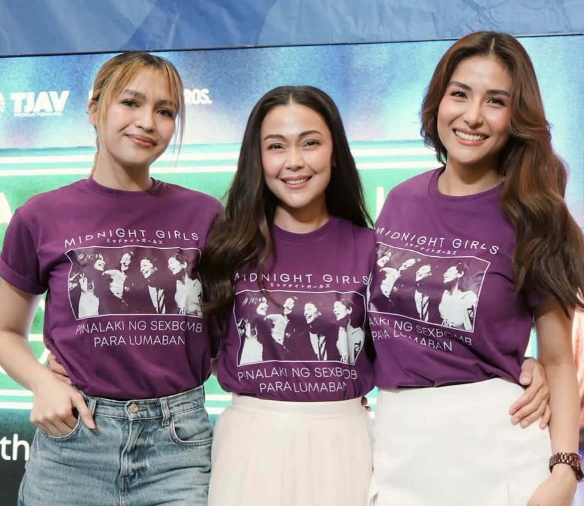 saki vicky paris 💜

#janeoineza #midnightgirls