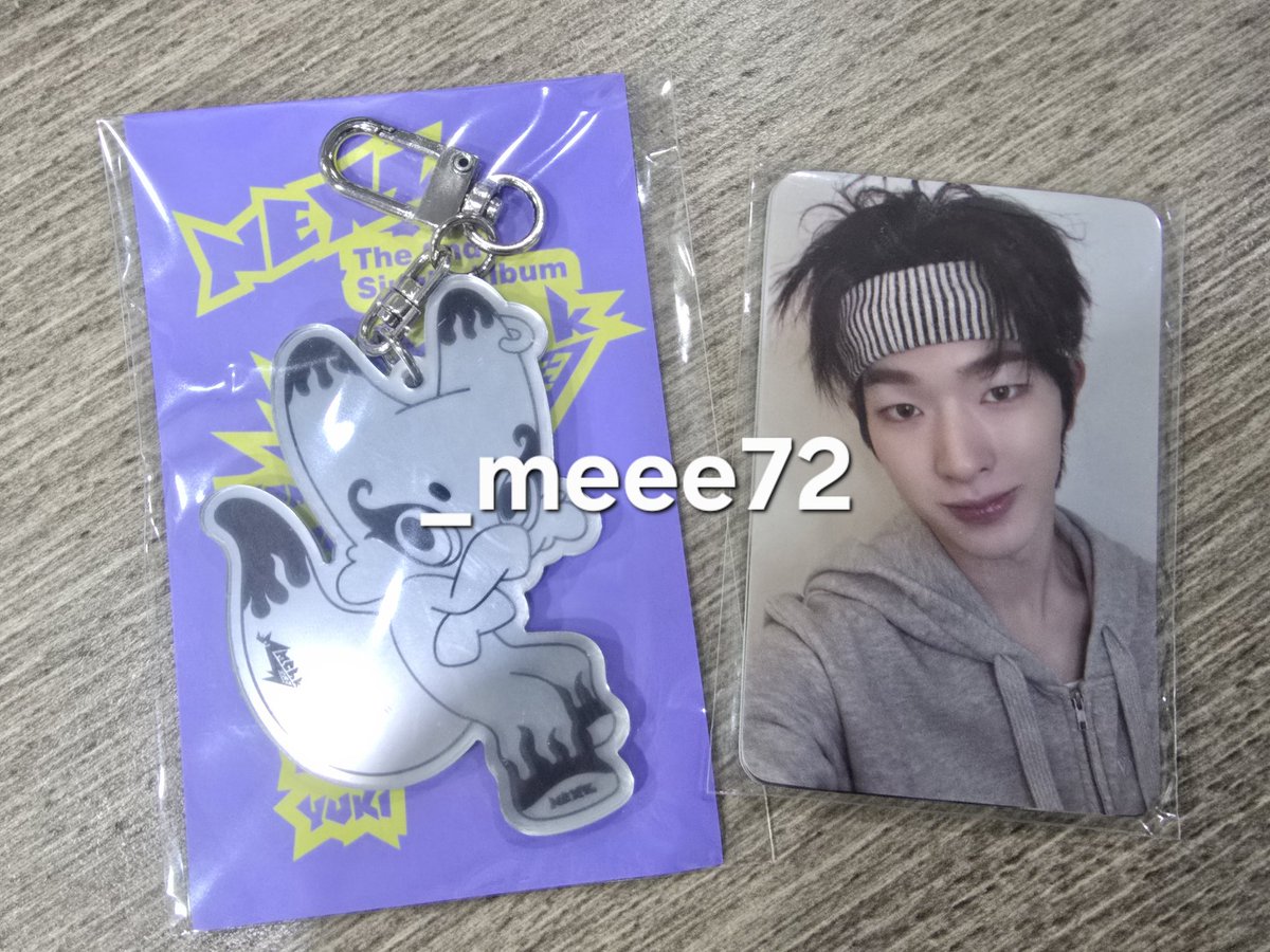 _meee72's tweet photo. 넥스지 음츠크 쇼케이스 특전 양도

OT7+keyring 1.5

준등기/반택 +0.2
https://t.co/i3WFA75sVX

Nexz mmchk showcase gift
Photocard PCS 포토카드 https://t.co/aYY9IC5PVe