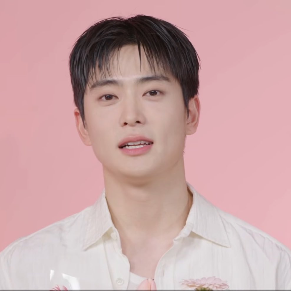 이월 tweet media