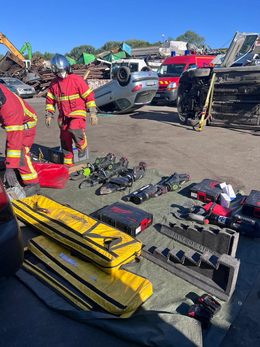 #Pompiers60 tweet media