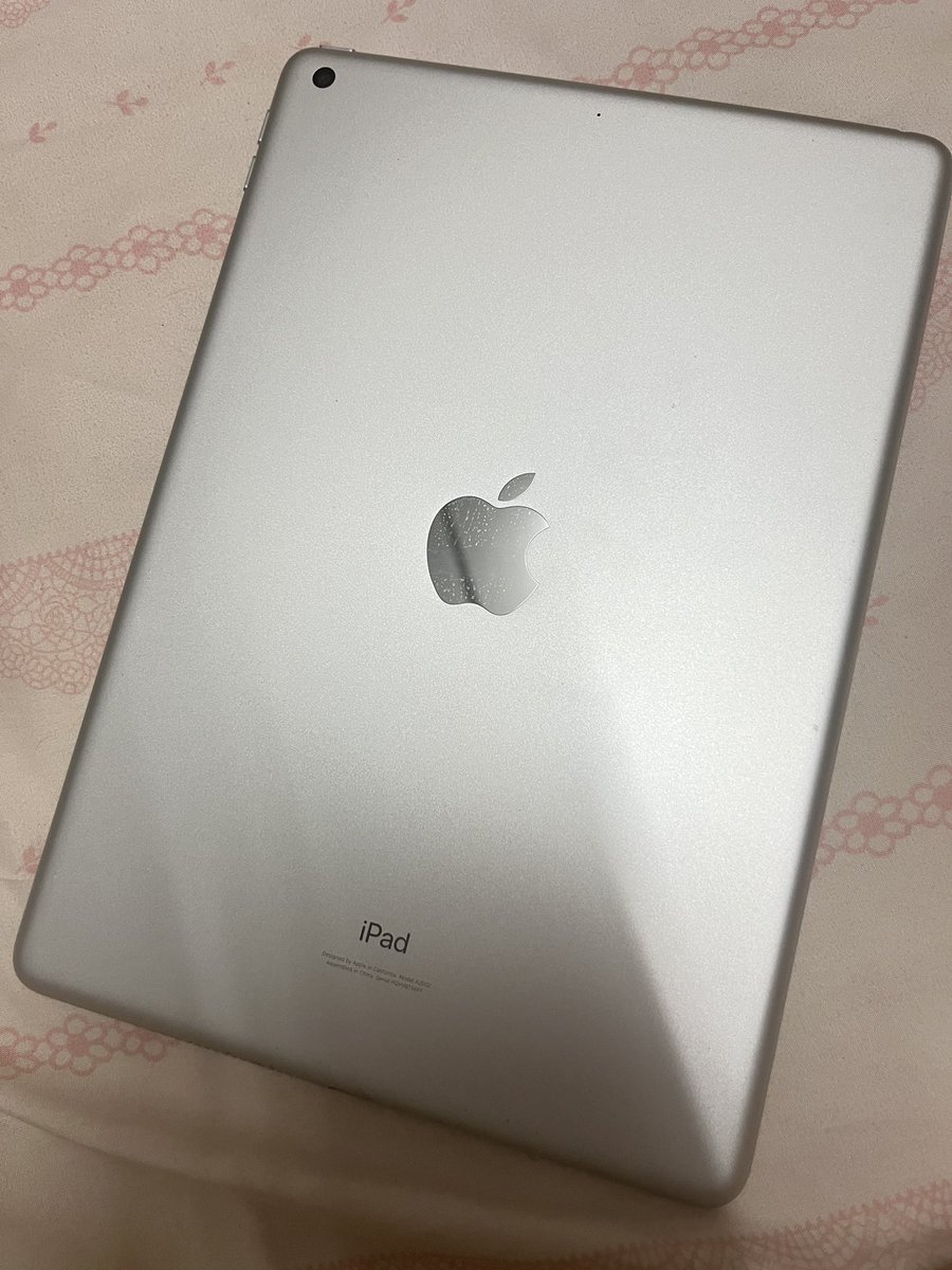 imnotprimlove's tweet image. iPad gan9 64gb 3000฿ (มีสายชาร์ทไม่มีกล่อง)
#ipad #ไอแพดมือสอง #ตามหาไอแพด #ส่งต่อไอแพด