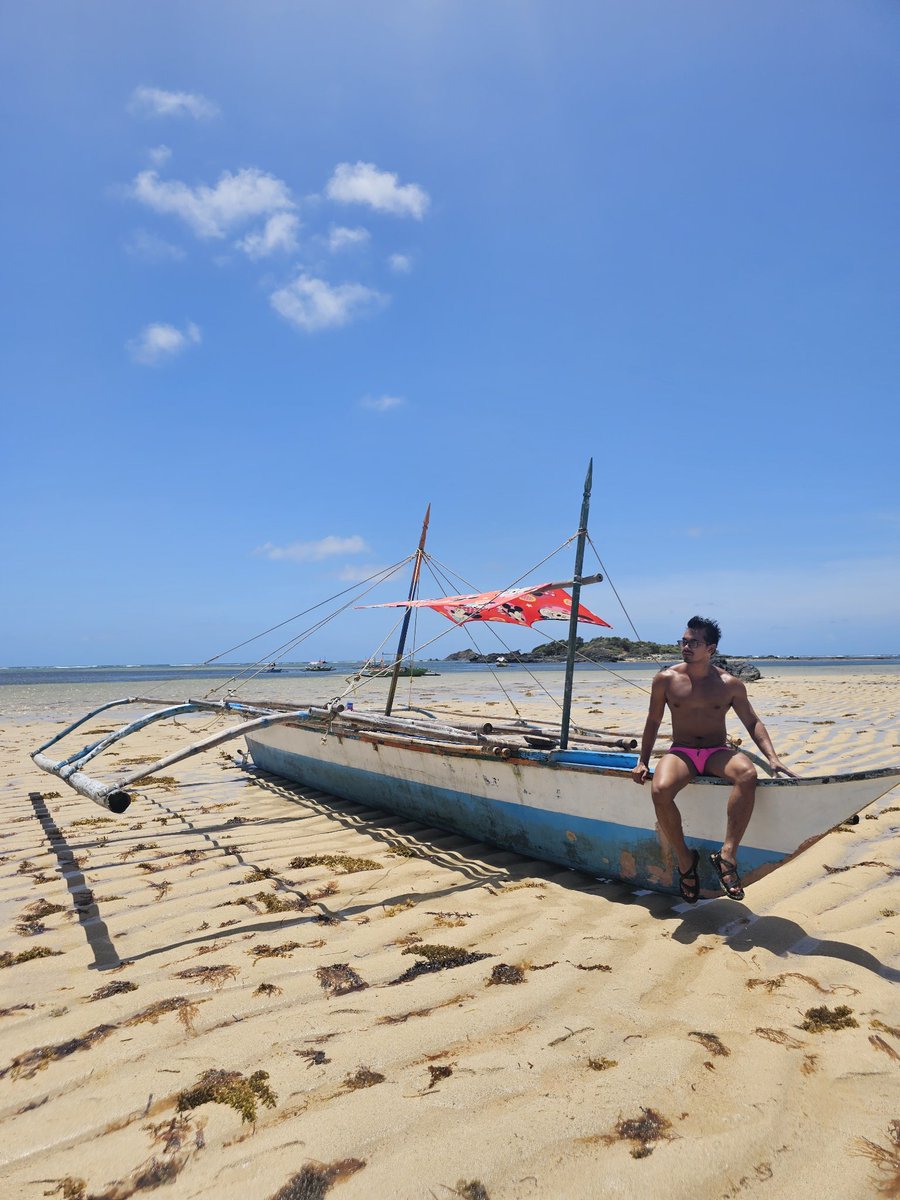 iamUrKC's tweet photo. #Jomalig #Island vacation mode. https://t.co/gRUANsZZXL