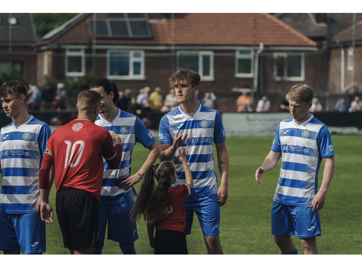 sam_smit01's tweet photo. 2025/2026 season ✅
20 goals ⚽️
@maghullfc https://t.co/8Kxd3vFTUq