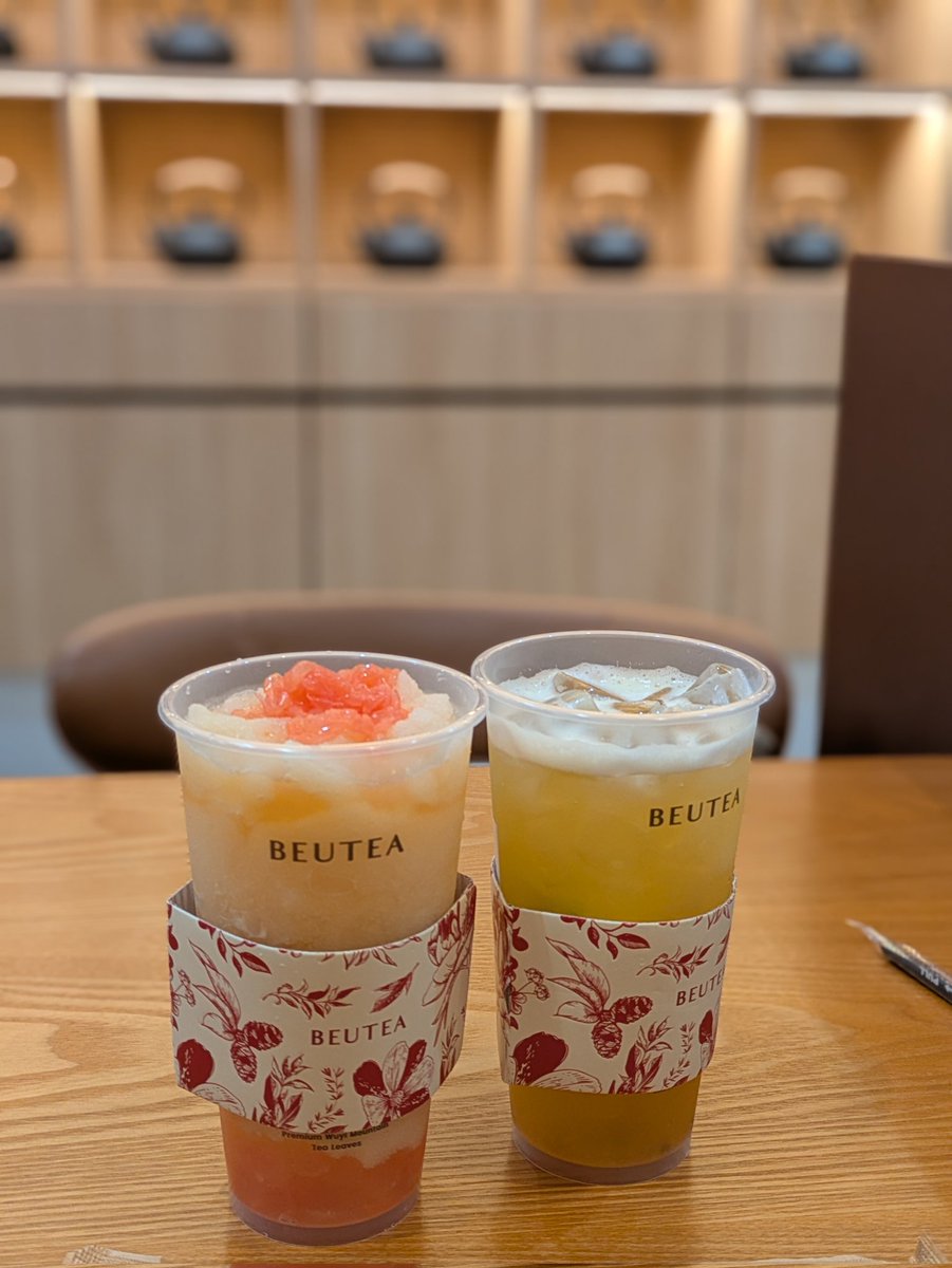 ラテ☕️ tweet media