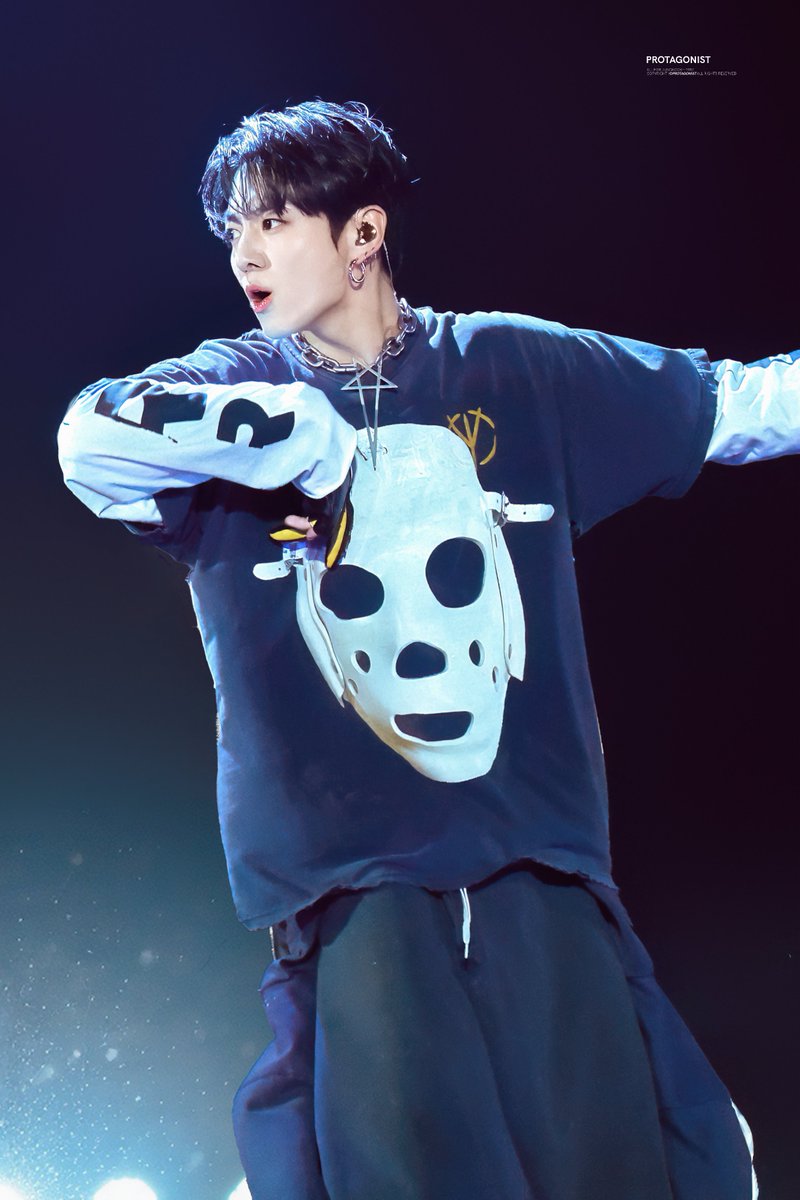 PROTAGONISTJJK's tweet image. It’s not only Jungkook belongs to the stage, it’s the stage belongs to him.

#정국 #JUNGKOOK 
#BTS @BTS_twt
#BTS_ARIRANG #BTS_WORLDTOUR_ARIRANG