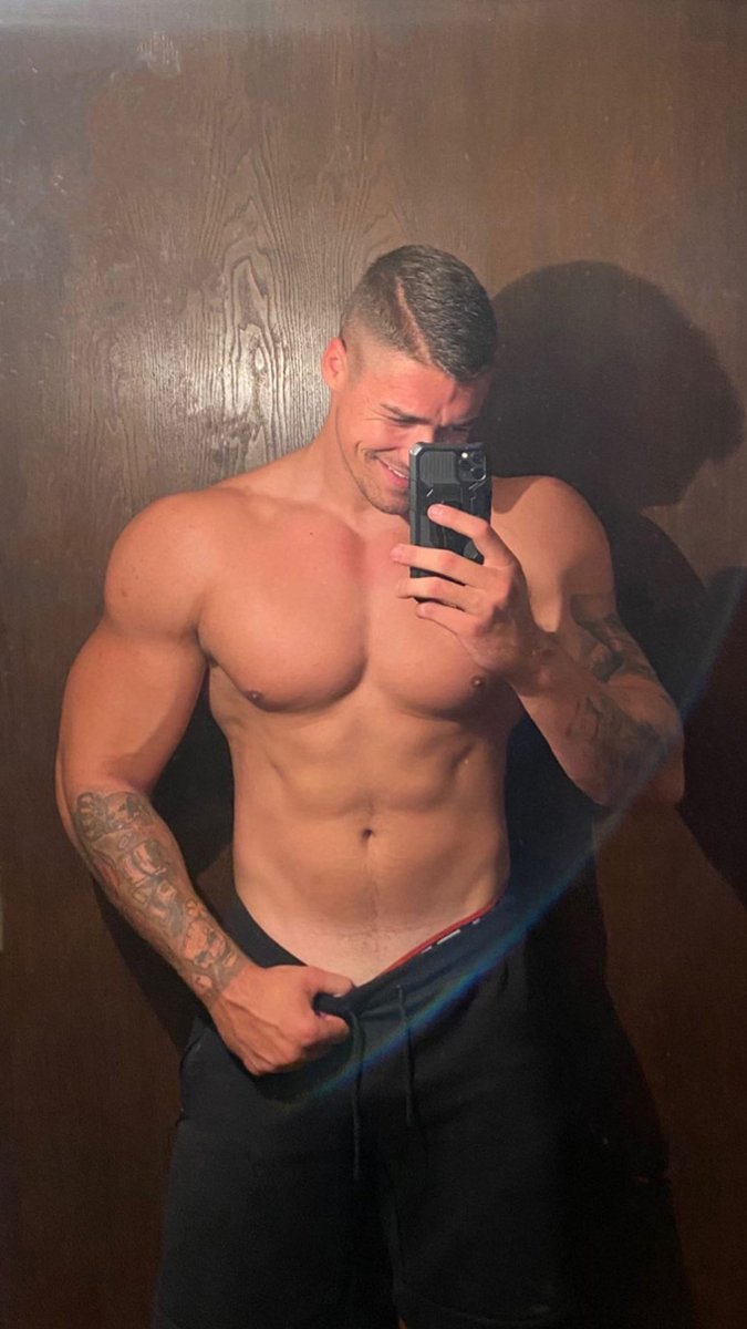 Serbian Muscle tweet media