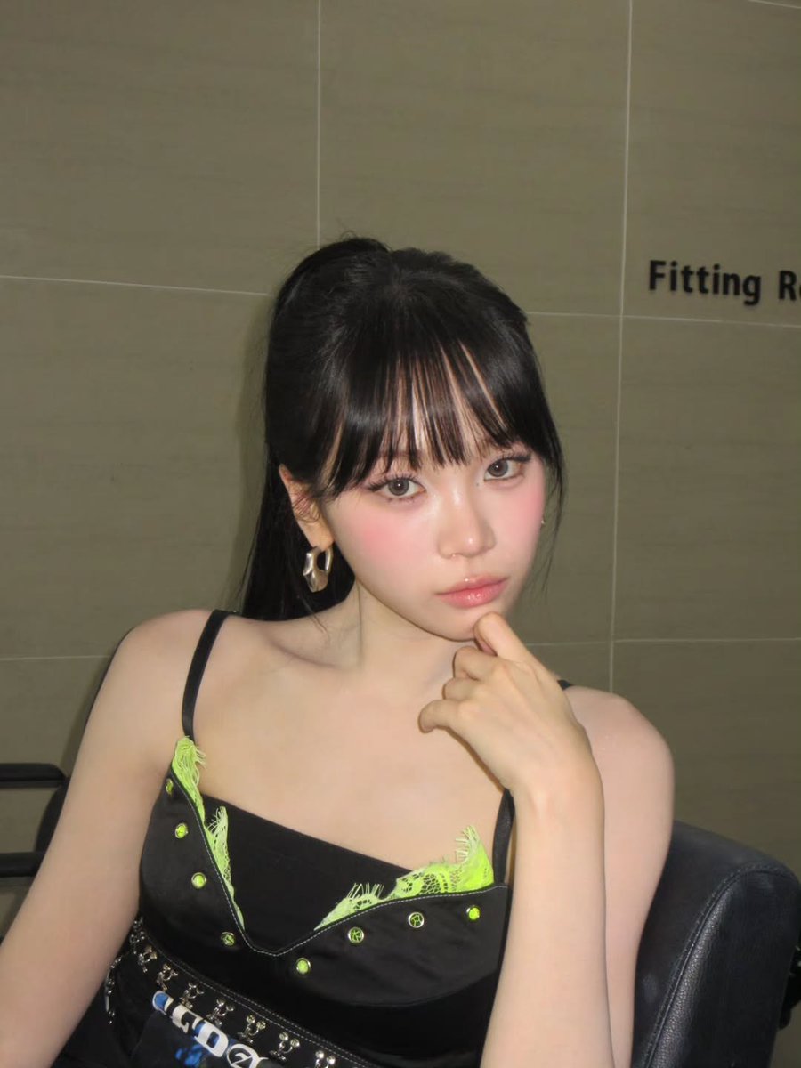 chaewon archive tweet media