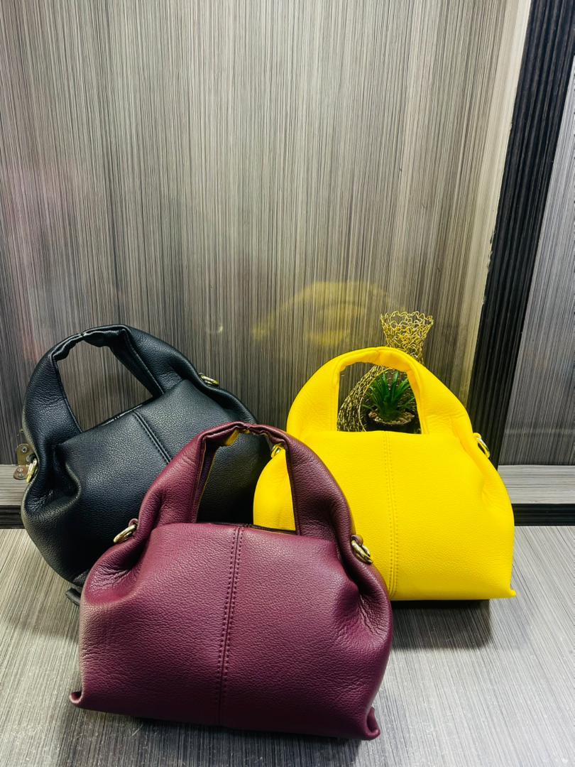 Mjes_collection tweet media