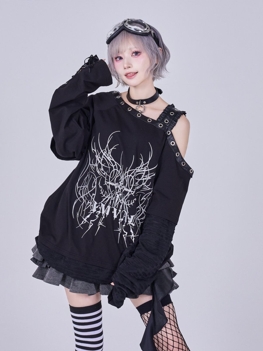 🖤IMVAL🖤 Off-Shoulder Top
