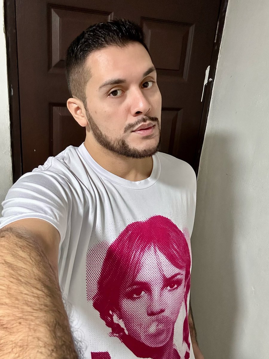 carlos27b's tweet image. Oh, baby, baby
The reason I breathe is you…
#FridayMorning #FridayVibes #BritneyVibes #ItsBritneyBitch #TheUndisputedPrincessOfPop