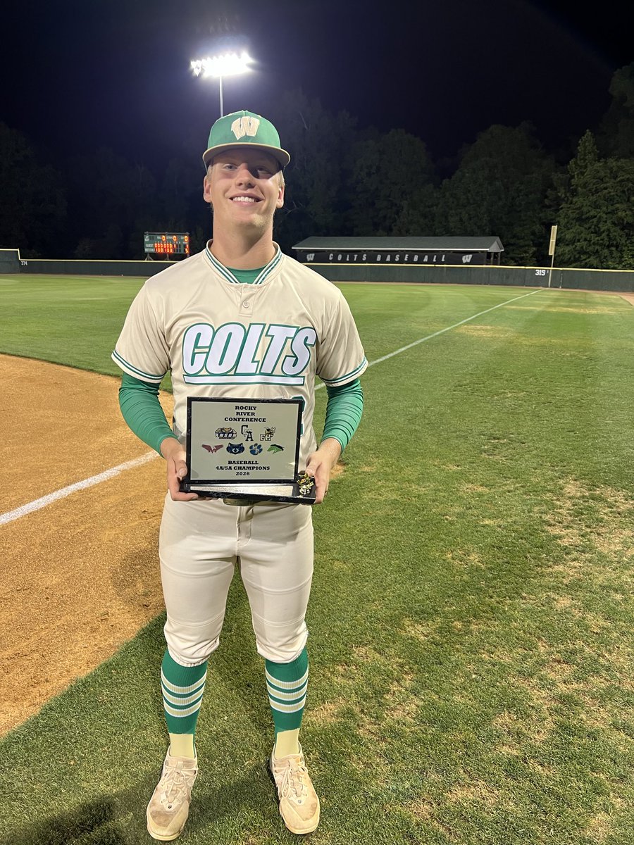 calebfoley2028's tweet image. Honorable Mention All Conference
Regular Season Conference Champs 
Conference Tourney Champs
.341 average
23-2 on the season 
Playoffs start this week ⚾️🐎
@BaseballWSColts @WSHSathletics @PrepBaseballNC @pepman704 #Outfielder