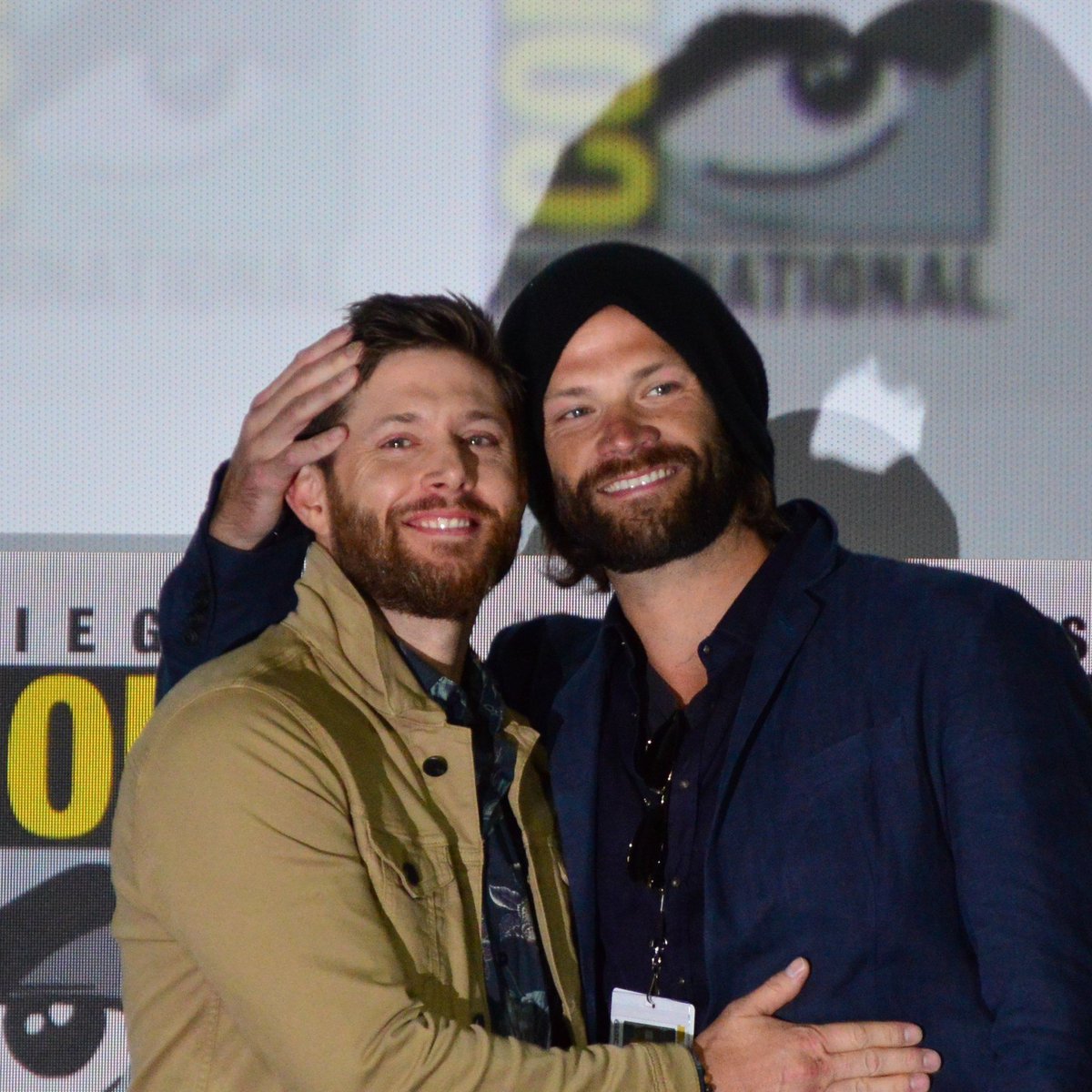 J2 archive tweet media