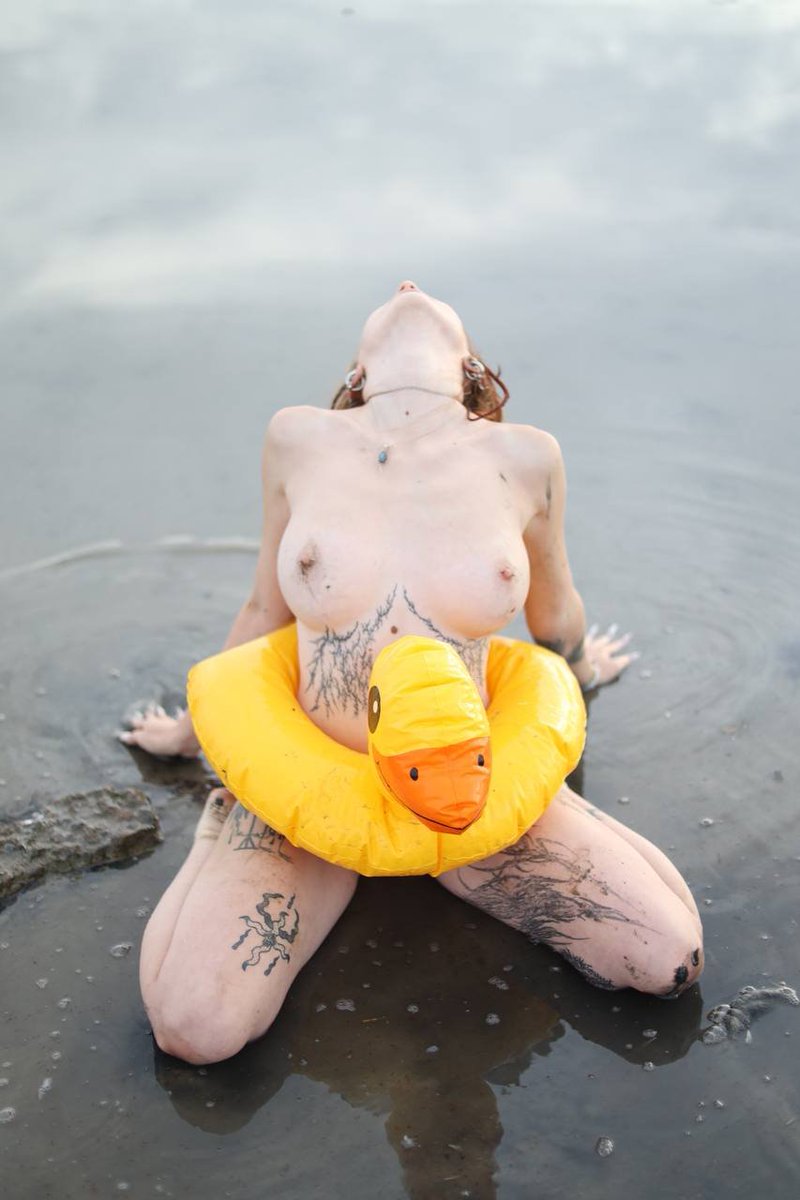 PiercedpPoex's tweet photo. Chudai💛
https://t.co/VFNOyQWvlX

#pretzelfold #gspot #hardcore #wetpussy #squirt #creampie #anal #deepthroat #cumonface #loudmoans #bigboobs #bigass #submissiveslut #dirtyslut https://t.co/rqxYARAdtq