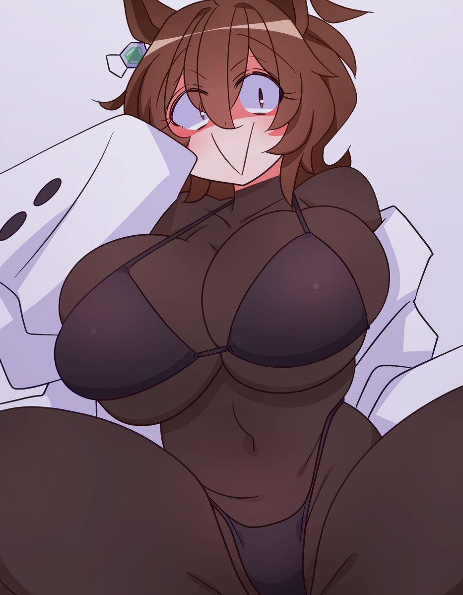 デベソ tweet media