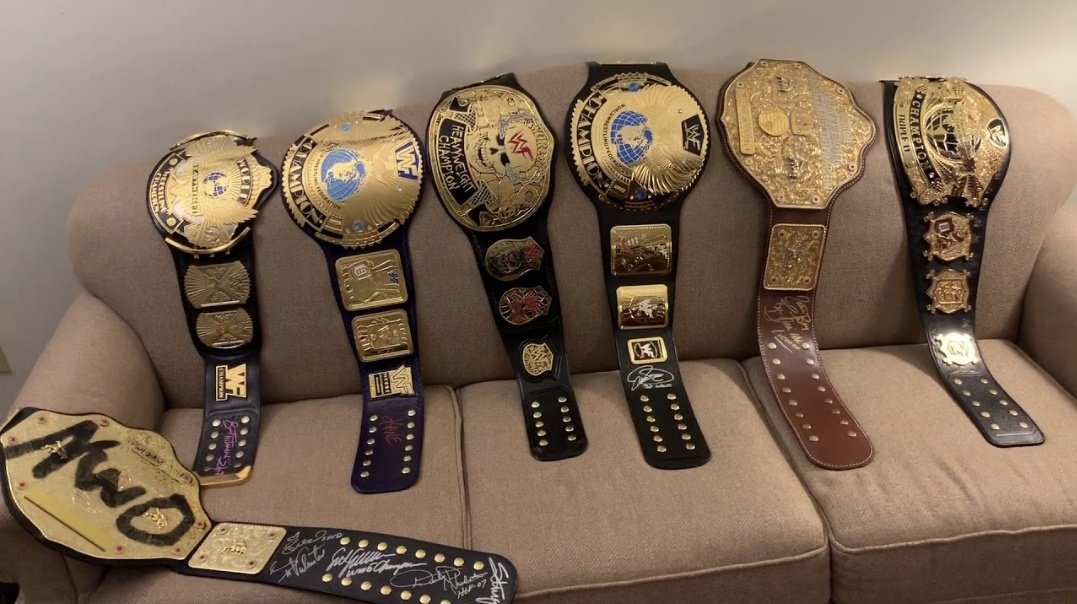 90sWWE's tweet photo. If I won the lottery, I wouldn’t tell anyone, but there would be signs. https://t.co/VQO3Vt5EWn