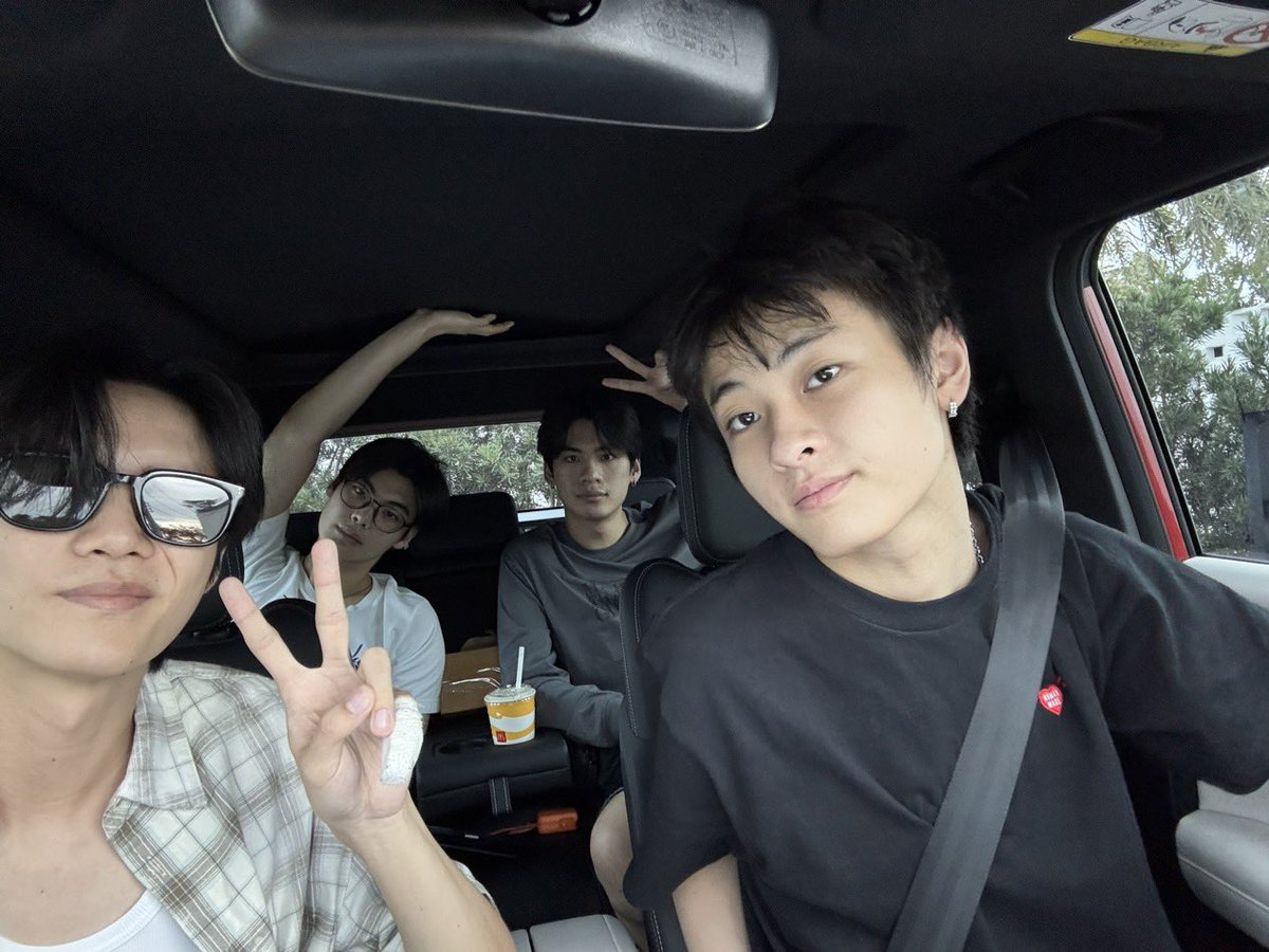 fluffyเว๋ป ♡ tweet media