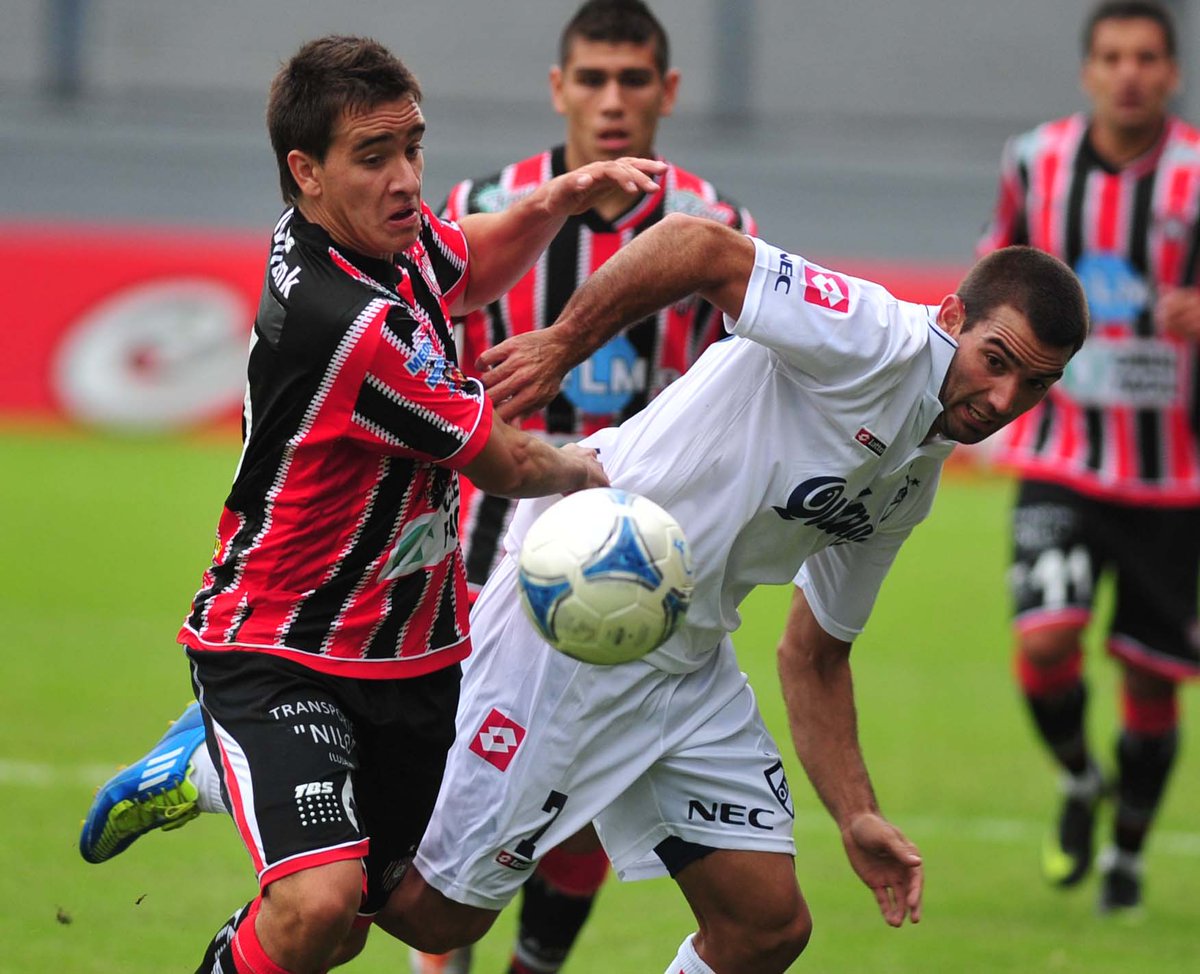 PatricioMinig's tweet photo. Esta noche, capítulo 84 de @qacoficial vs. @ChacaOficial. ¿Los números? QAC ganó 34, Chaca 26 (1 GP, 1929) y 23 empates. 
El Cervecero tiene una racha de 8 partidos invicto (5 triunfos).
Como local la cosa está 23-7-7 (incluye el PP de 1929), con 11 sin caer (7 triunfos). https://t.co/rBXYp82bDx