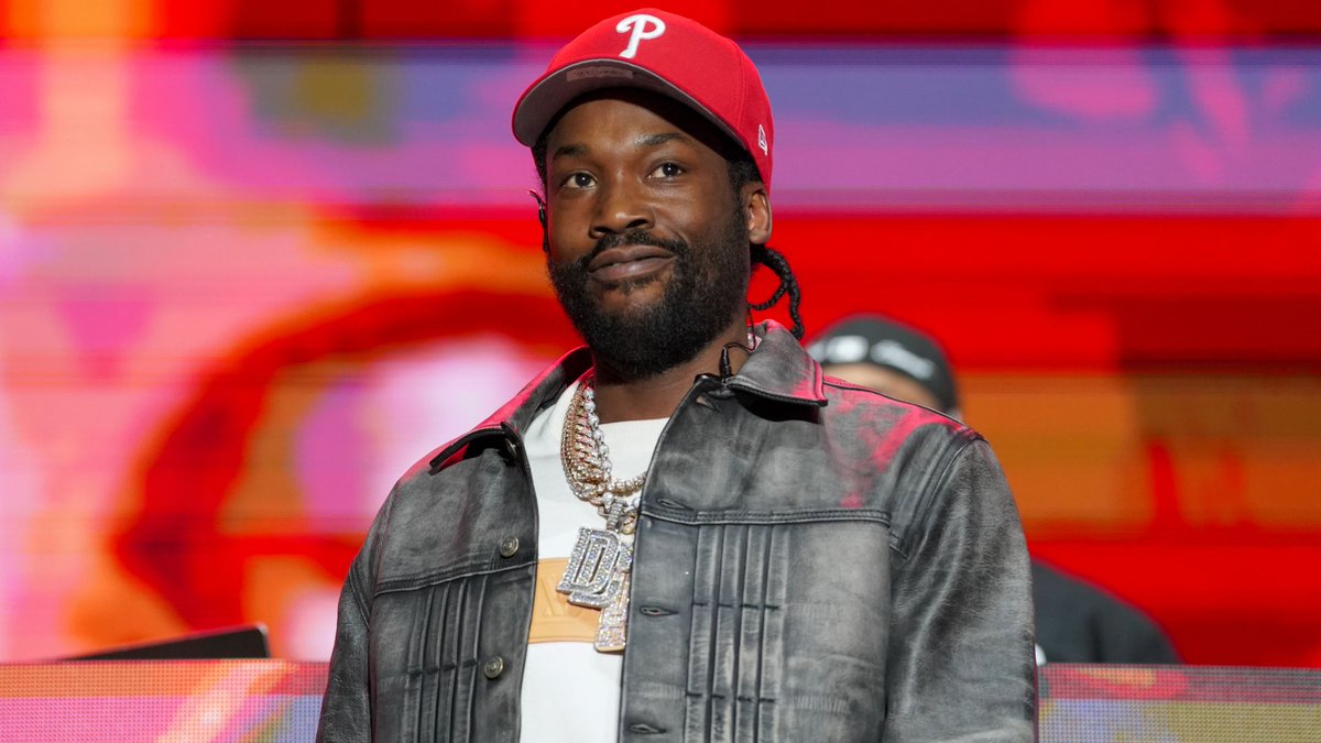 Complex Music tweet media