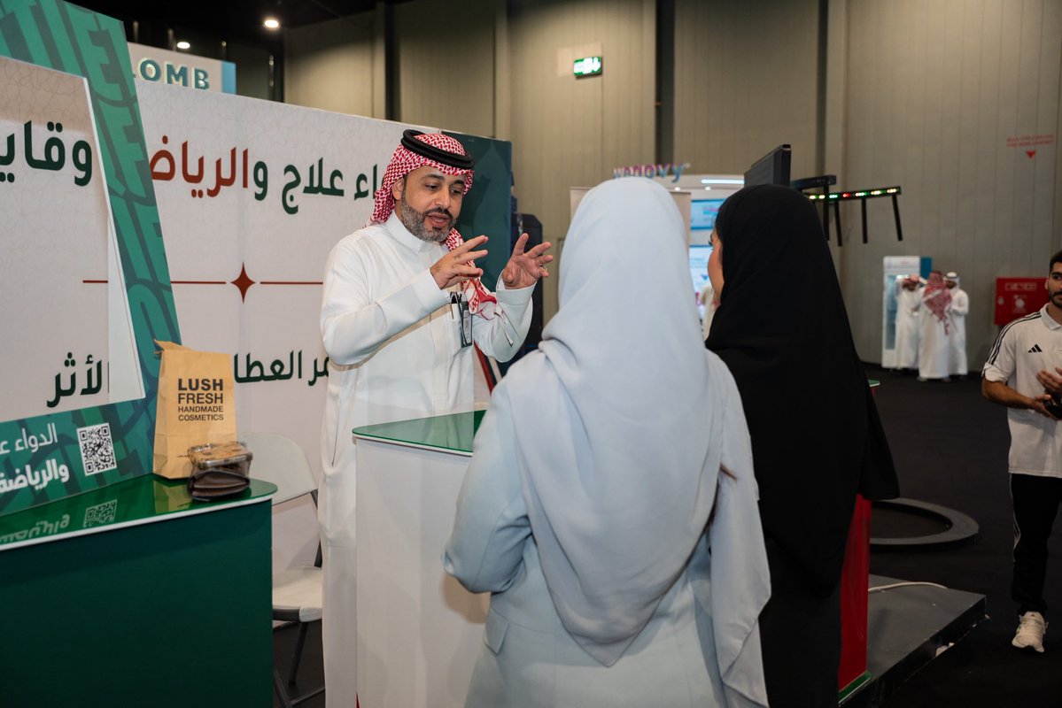 المسؤولية الاجتماعية tweet media