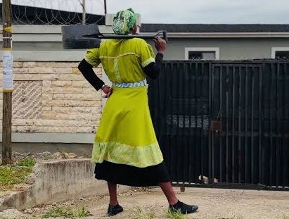 Every 3 hours A WOMAN is killed in SA📢 tweet media