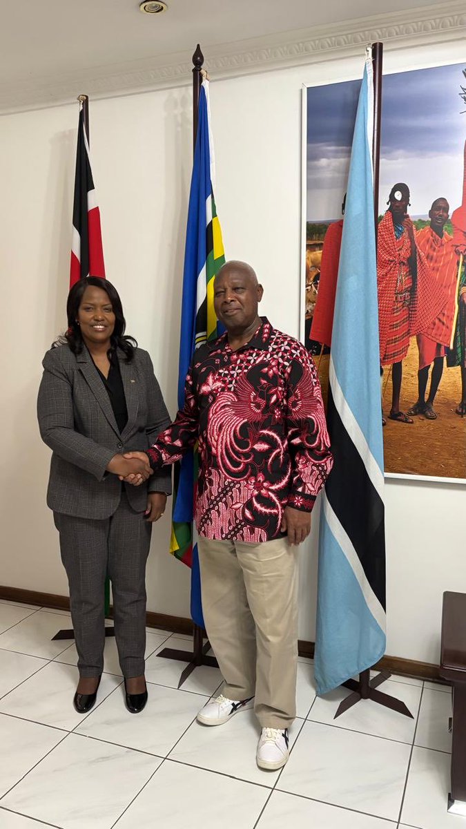SabdiyoDido's tweet photo. Today, I welcomed to @KHC_Botswana the President of @AthleticsKenya Gen. Jackson Tuwei, a key anchor of success of #Kenyas #Athletics. Coming off the heels of the memorable #WorldAthleticsRelays2026, hosted in #Gabs #Botswana , it was a time to take stock and prepare for future. https://t.co/iSCSwdSPxM