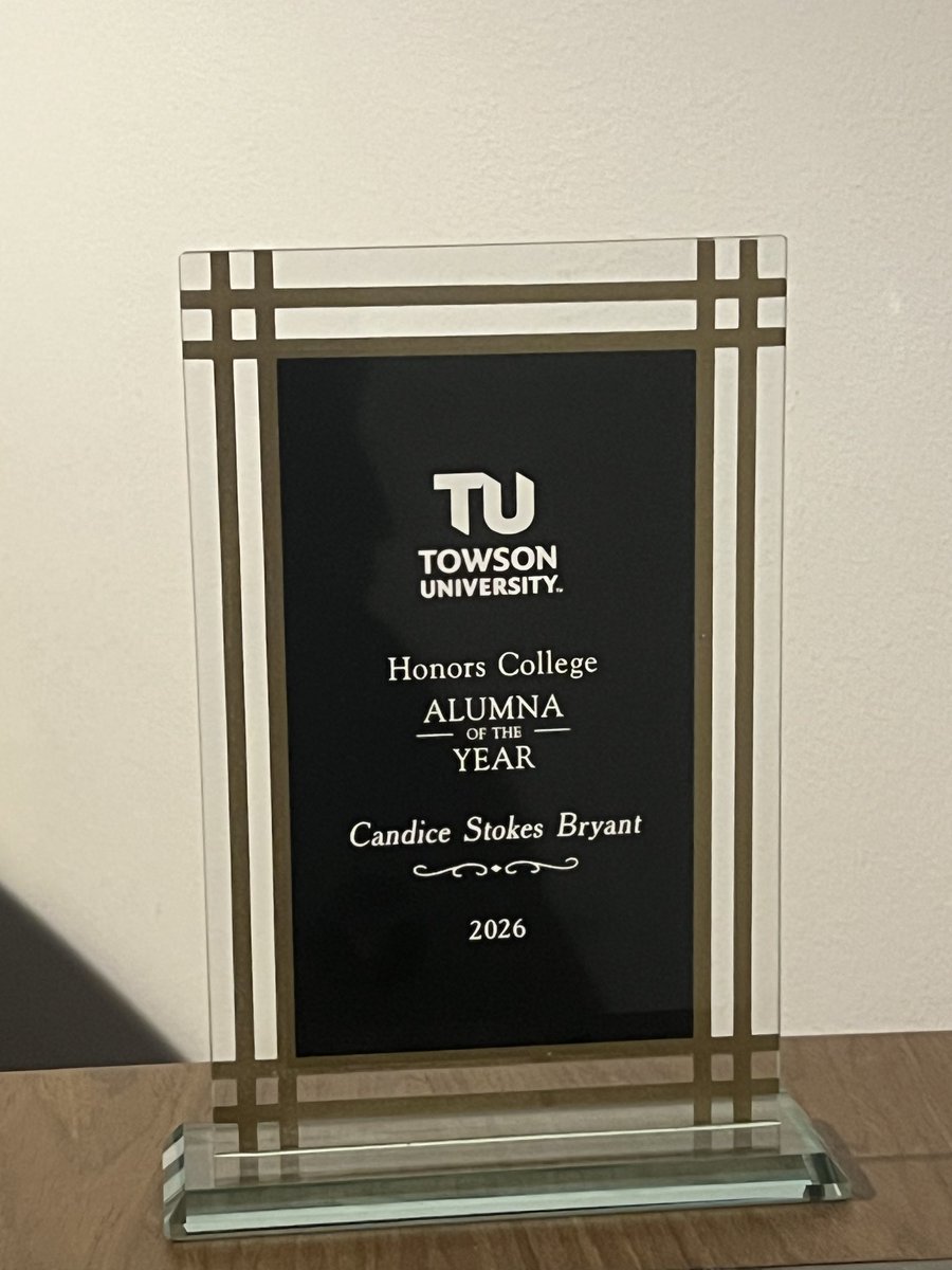 candicecomms's tweet photo. Incredibly honored to be named @TowsonU Honors College Alumna of the Year.

My biggest piece of advice to the grads as they enter an AI-driven workforce? Stay open. The best career strategy is often just saying yes and figuring the rest out as you go. https://t.co/MYcJ7lZCBq