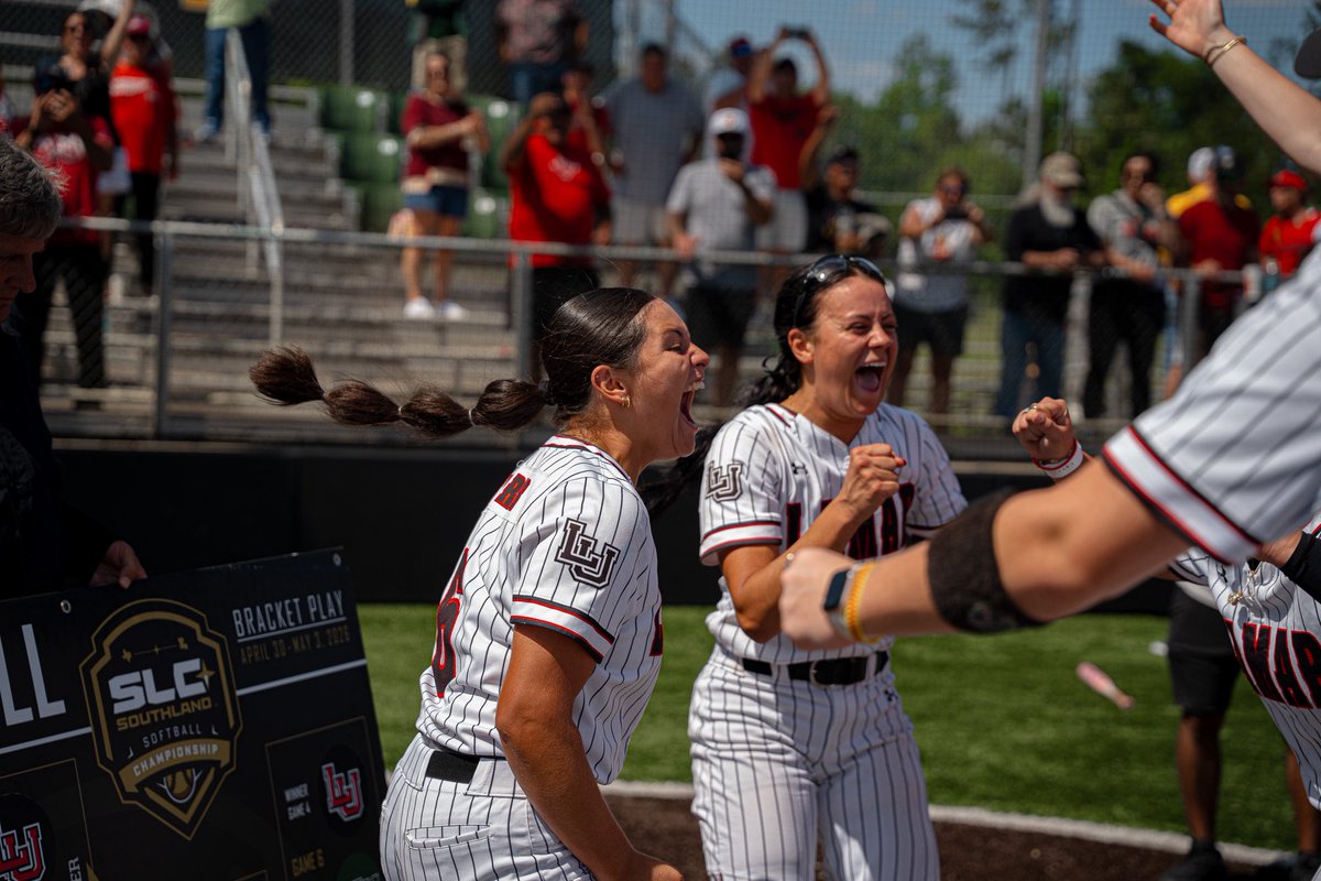 LamarSoftball's tweet photo. How we feeling Cardinal Nation⁉️⁉️

#PeckEmCards https://t.co/zanZzNXI2U