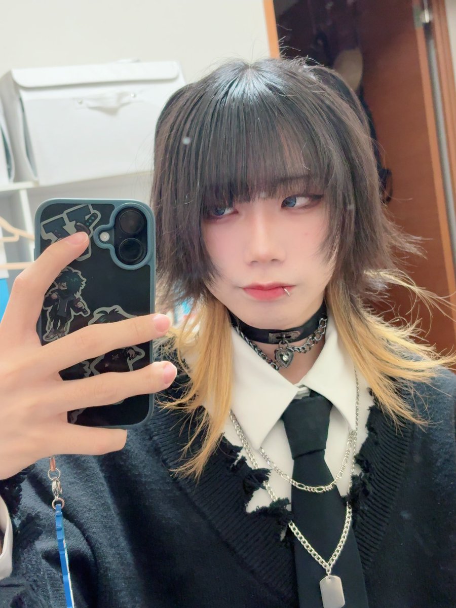 fuu_101a's tweet photo. 今日もいいビジュ😁 https://t.co/NLQqiyyFTp