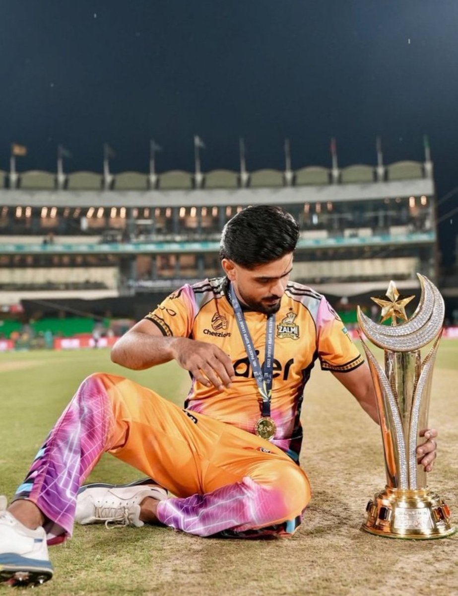 calianaali_'s tweet photo. Still can't believe it... lifting a trophy as a Captain feels like a dream we've all been holding onto for so long. After all the patience &amp; faith,  this moment is here. I can't even put this into words..❤ 
This moment means everything. So proud of him,  he deserved it.👏♥ https://t.co/JM3i3RdggJ