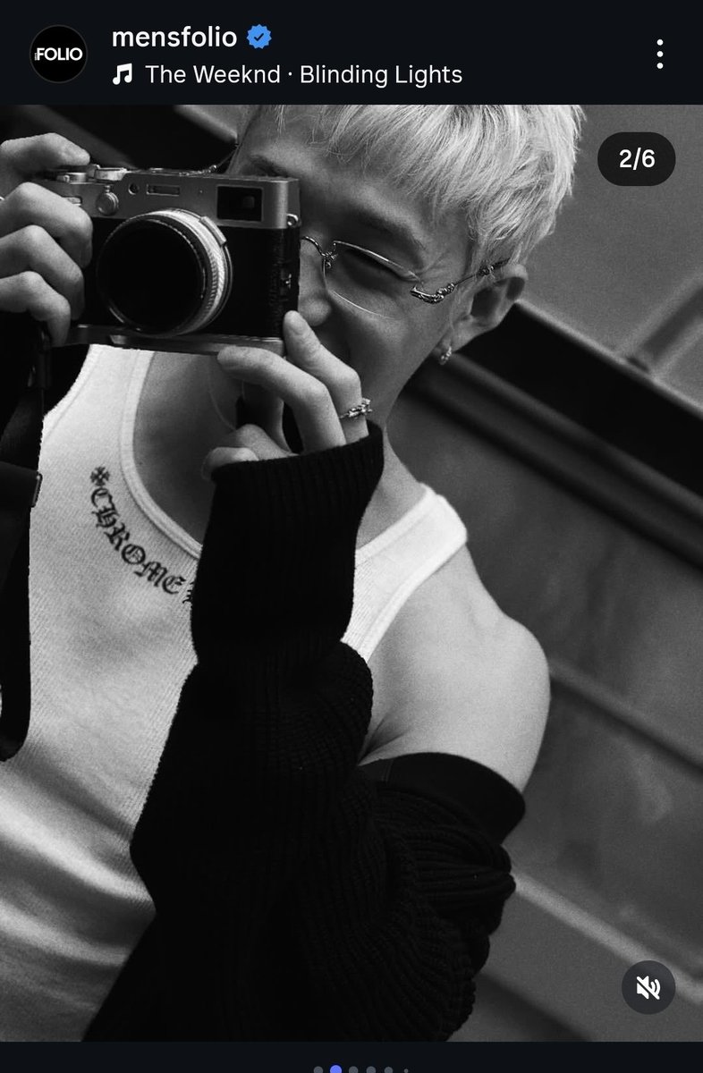 📰| Both mensfolio &amp; mensfoliomy made posts about #BangChan Instagram post wearing Chrome Hearts

"STAYs, don't you just love it when your man is in his bag?

The <a href="/Stray_Kids/">Stray Kids</a>' leader has always had a soft spot for #chromehearts, but this time it's all clicking"

#방찬 #バンチャン