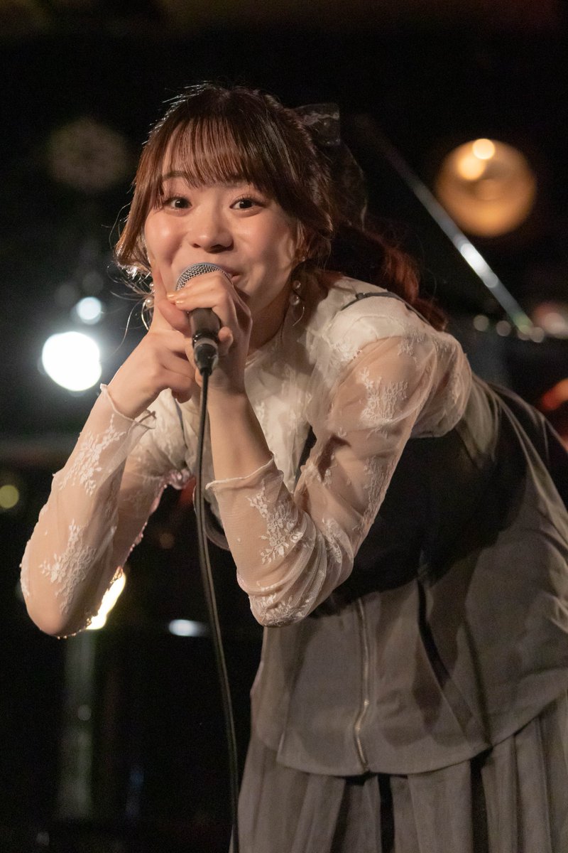 なつ tweet media