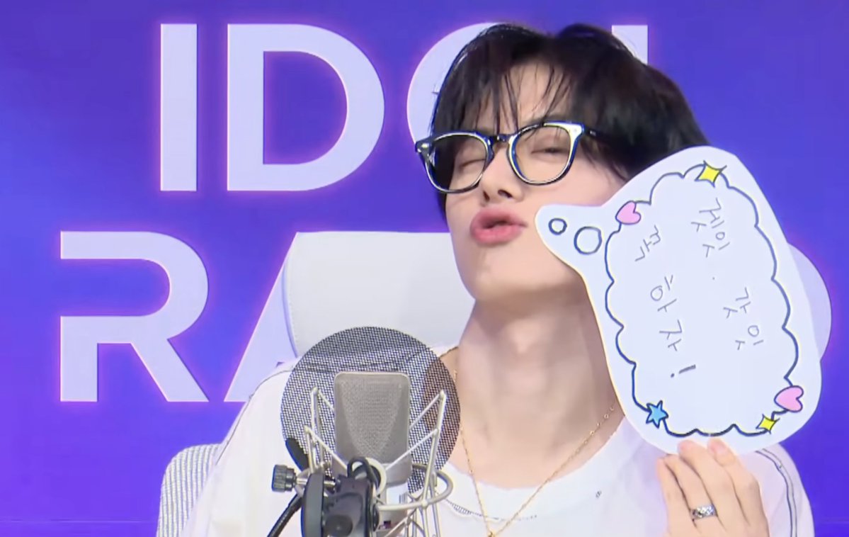 bex 🥚 tweet media