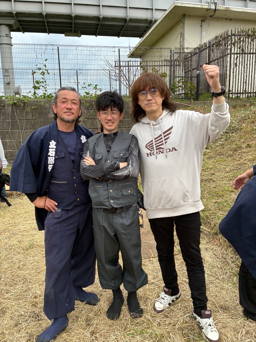 てつろう tweet media